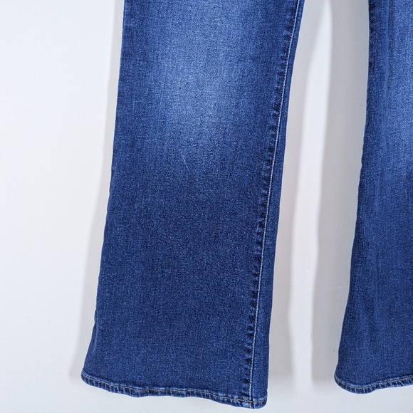 Lucky Brand Sweet Mid Rise Flare Jeans 10/30 Stretch Bootcut Y2K Denim - Picture 5 of 10